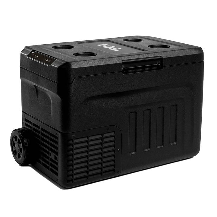 Freezer e Geladeira Portátil EOS 38 Litros Dupla Ação Quadrivolt Preto EFC41 110V/220V/12V/24V